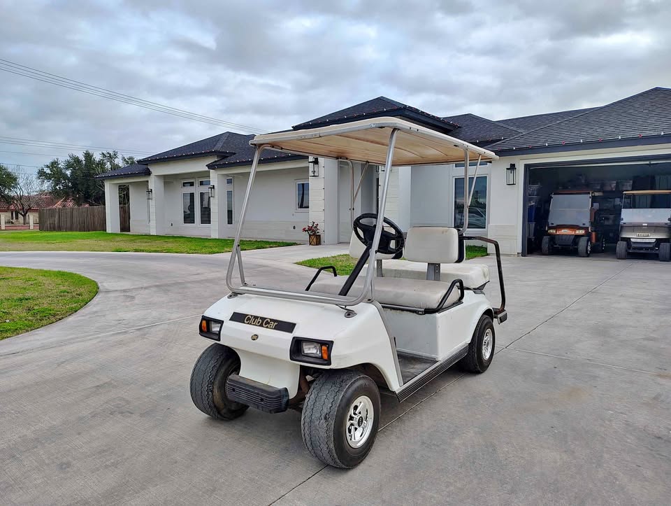 2006 Club Car DS Golf Cart