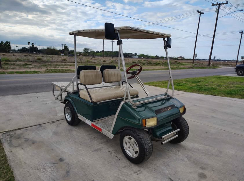 (2000 Club Car DS Golf Cart, Green