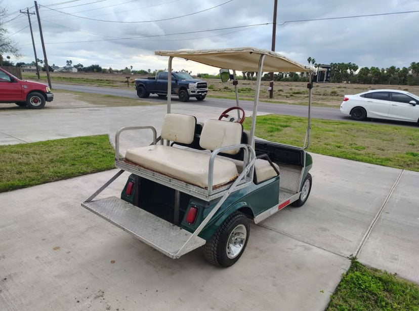 (2000 Club Car DS Golf Cart, Green