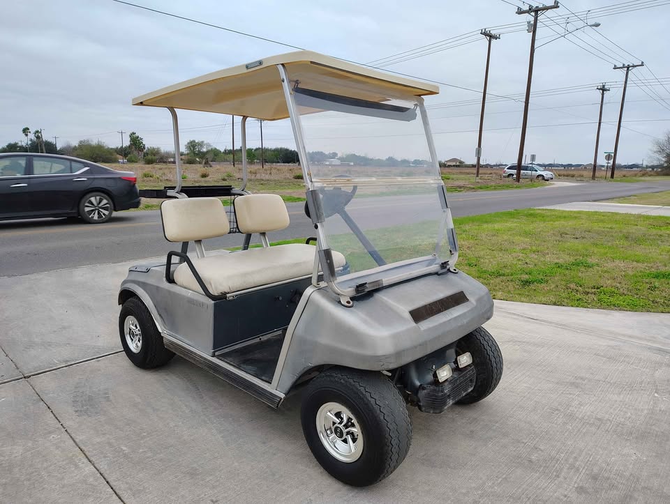 1992 Club Car DS Golf Cart