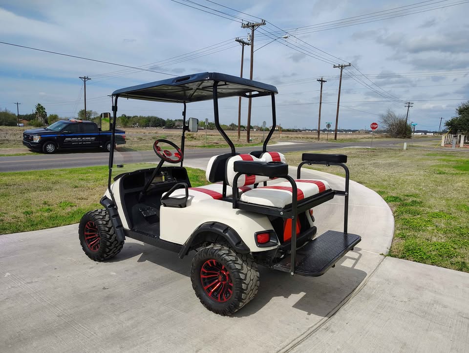 2002 E-Z-GO TXT Golf Cart